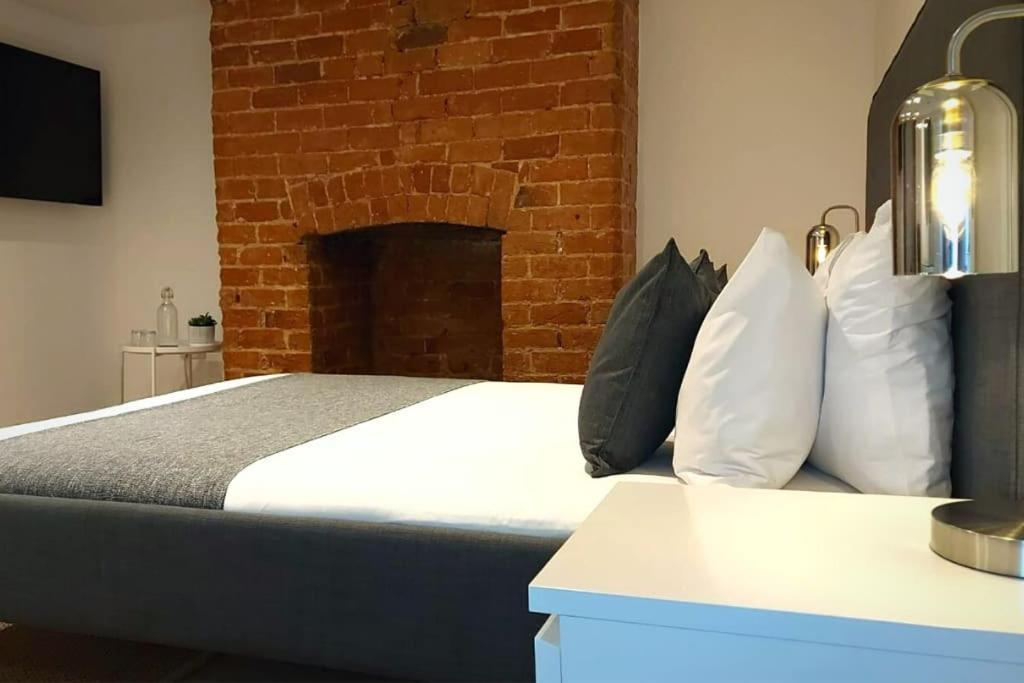 2 Bedroom City Centre Duplex Apt Preston  Esterno foto